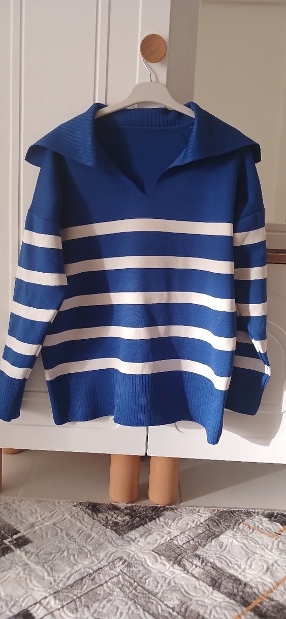 Mavi Çizgili V Yaka Kadın Kazak - Görsel 5