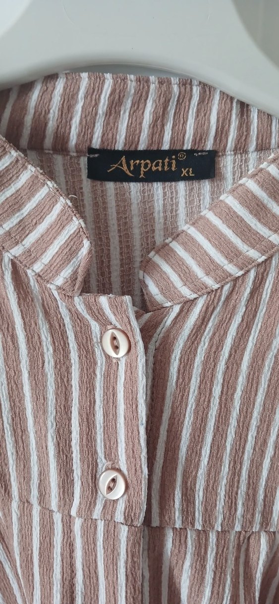 Bej Düğmeli  Kadın Gömlek - Görsel 2