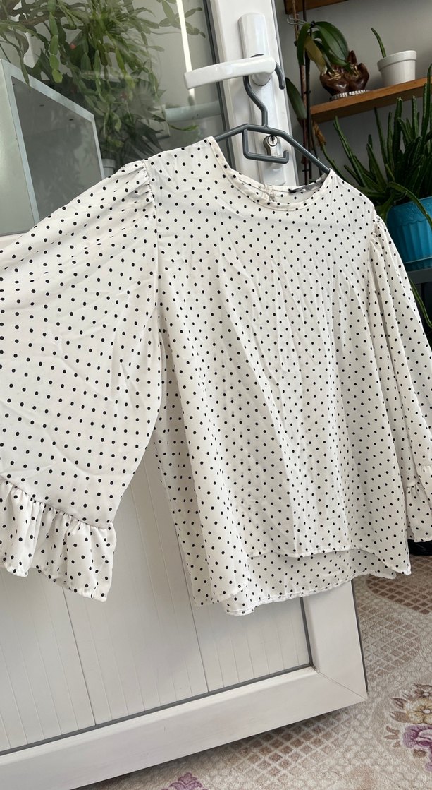 Uzun Kollu Puantiyeli Salaş Bluz - Görsel 2