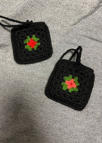 AirPods için tasarlanmış el emeği işlemler
