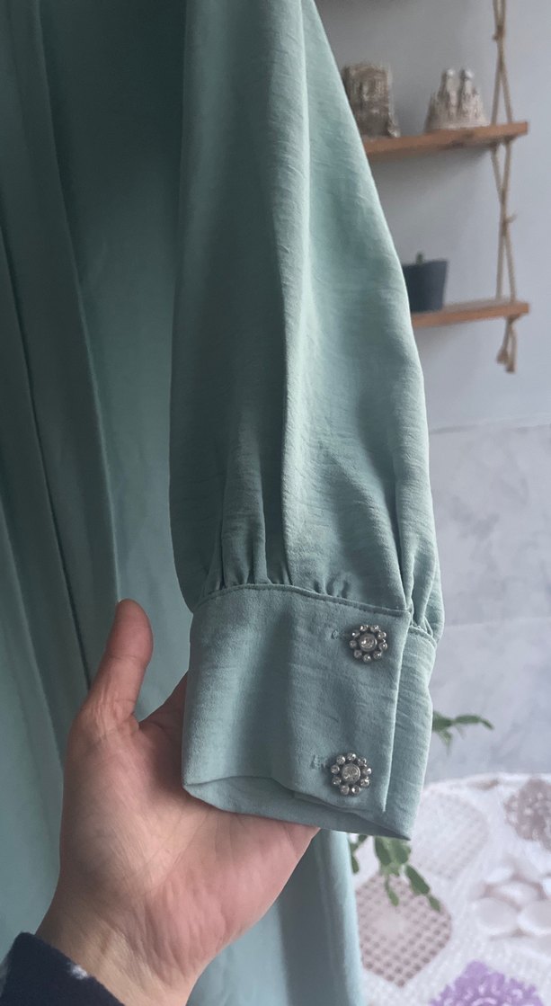 Bej Uzun Kollu Rahat Kesim Kadın Elbise - Görsel 3