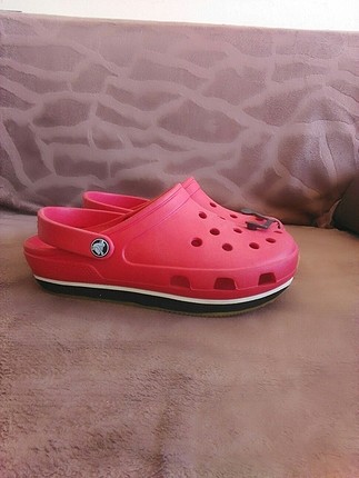 Crocs Crocs Retro m6w8 (38/39) no orijinal yeni terlik.