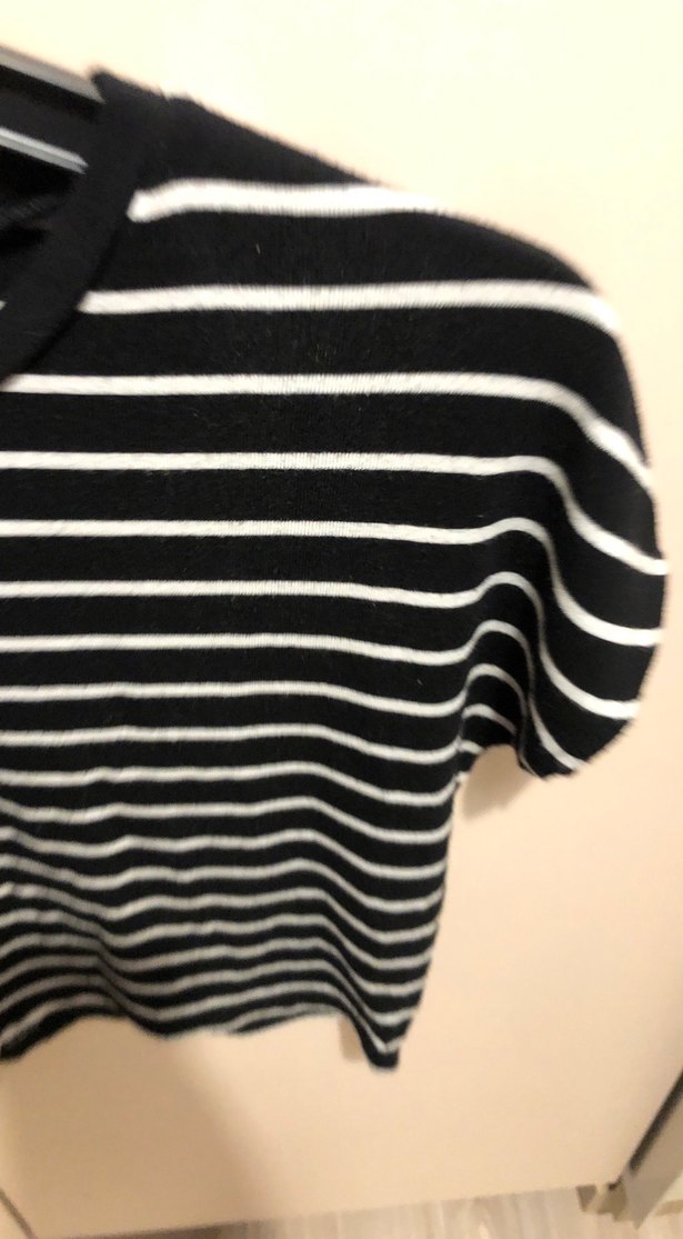 Kadın Siyah Çizgili Kısa Crop Top - Görsel 2