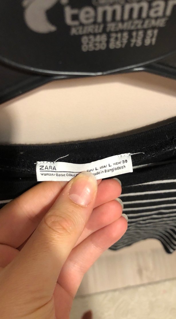 Kadın Siyah Çizgili Kısa Crop Top - Görsel 3