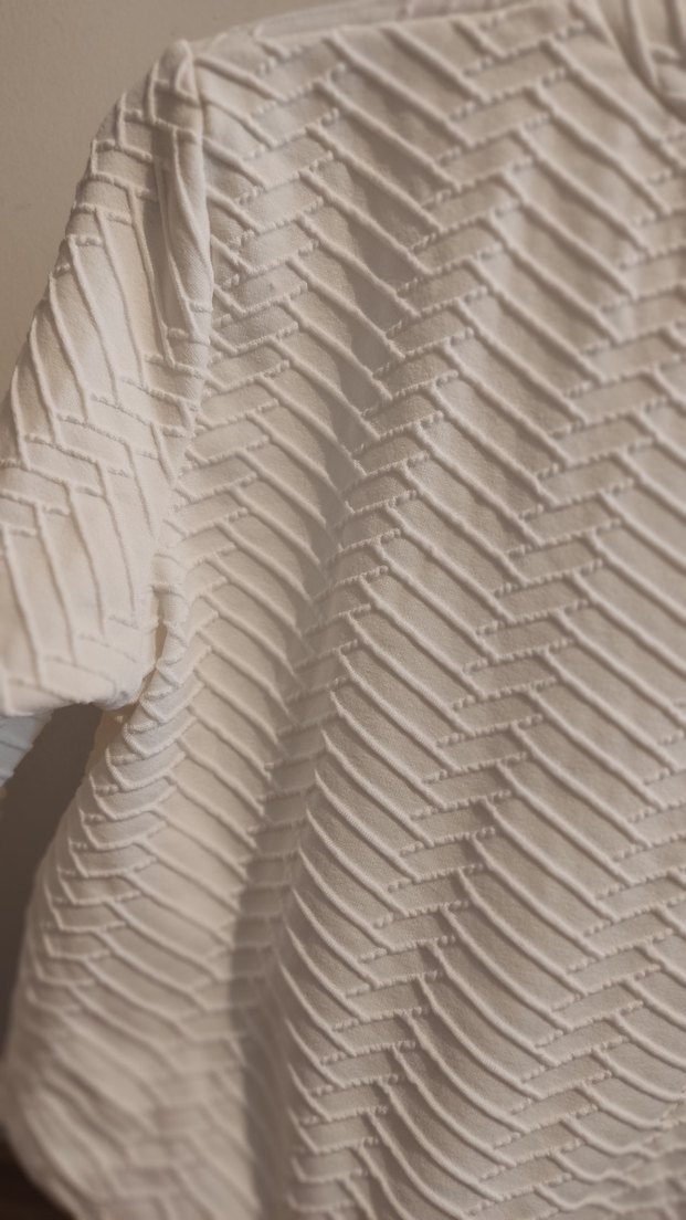 Beyaz Pilili Kısa Kadın Triko Ambar marka crop - Görsel 4