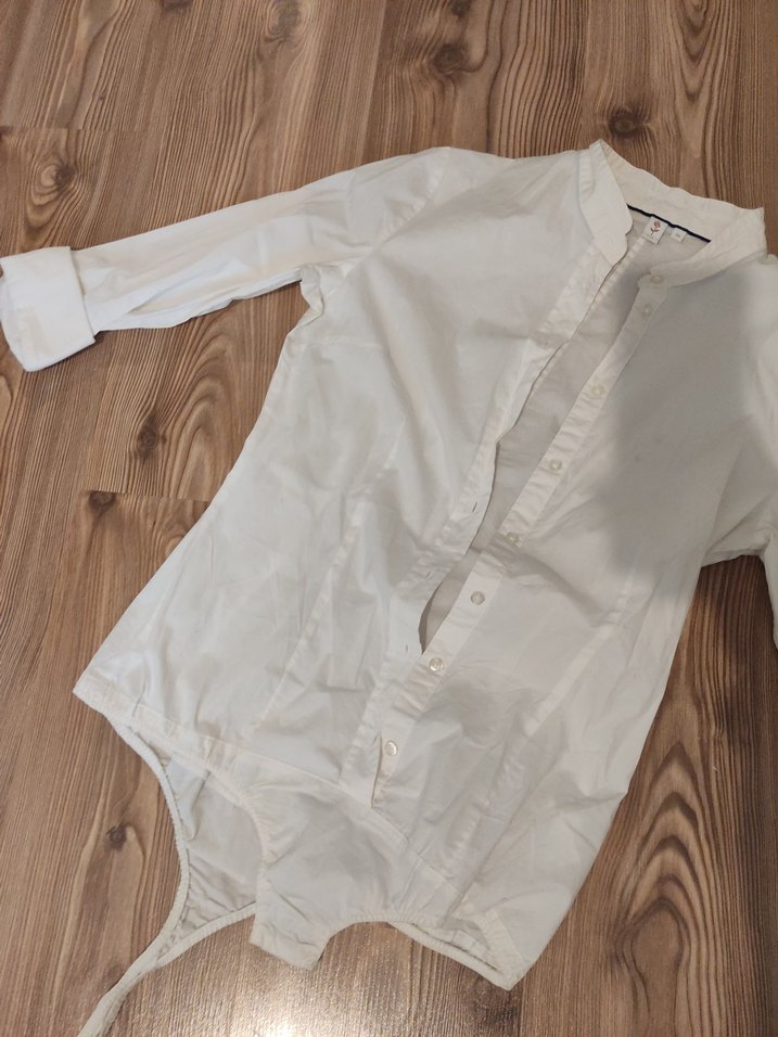 Düğmeli Beyaz Keten Uzun Kollu Gömlek hakim yaka - Görsel 3