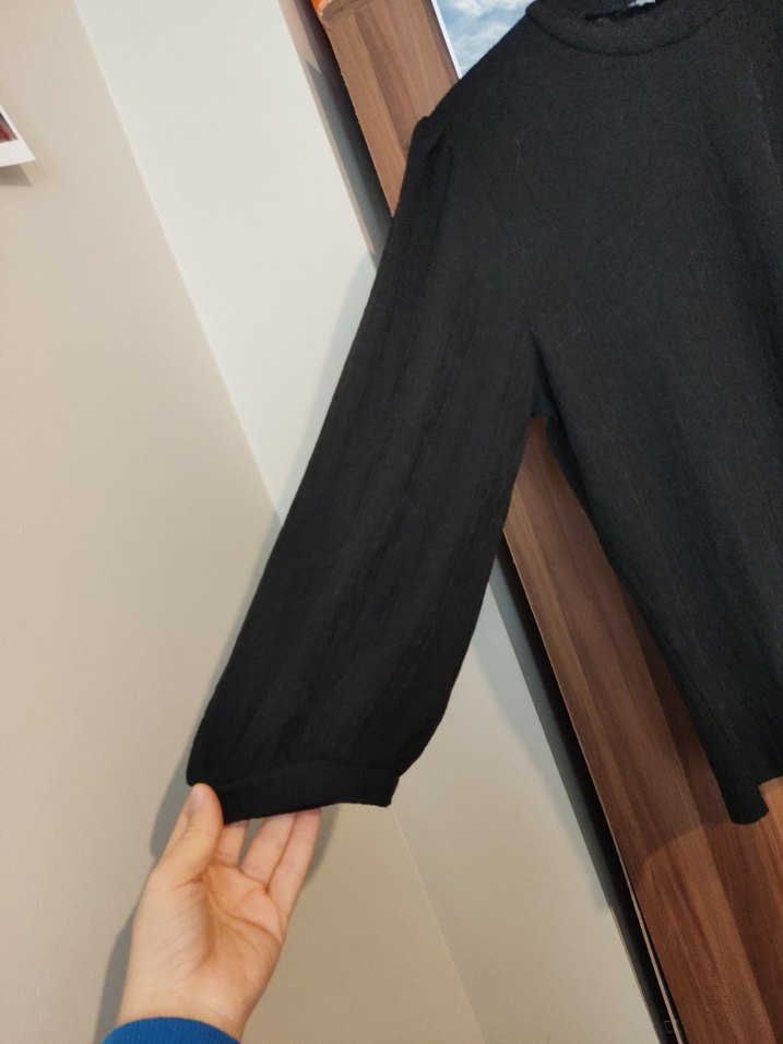 Siyah Kadın Uzun Kollu Salaş Bluz - Görsel 3