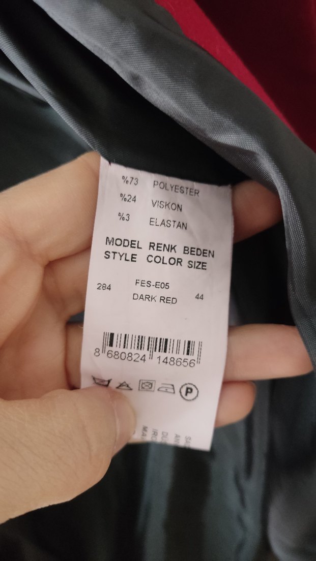 Suits markası Kırmızı düğmeli kapüşonlu kaban - Görsel 4