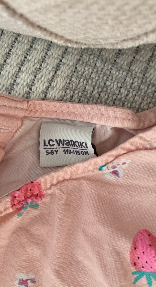 Pembe Çiçek Desenli Kız Elbisesi 5-6 Yaş - Görsel 2