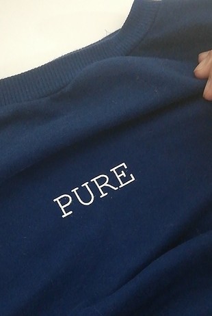 sweattshirt