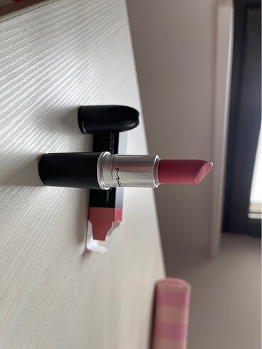 Mac please me ruj