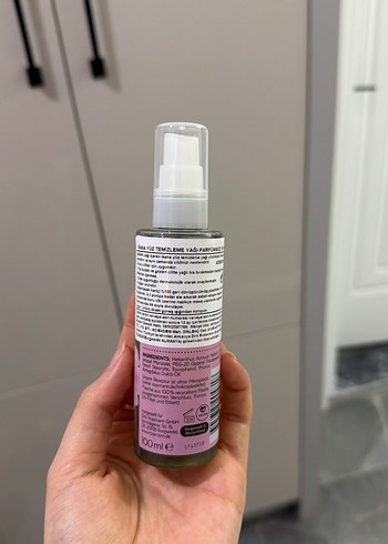 Isana Hassas Ciltler için Temizleme Yağı - Görsel 2