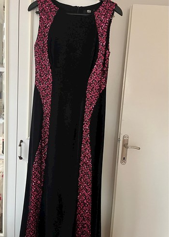 Uzun Pembe Yılan Desenli V Yakalı Elbise - Görsel 7