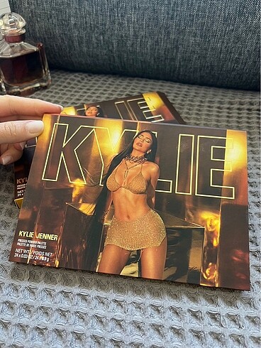 Kylie Cosmetics Kylie cosmetics 24k birthday collection far paleti