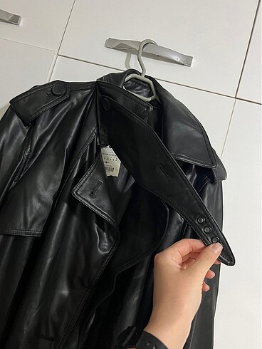 s Beden Zara uzun deri trençkot