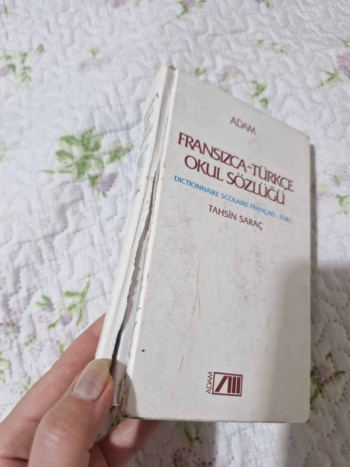 Fransızca-Türkçe Okul Sözlüğü - Tahsin Saraç - Görsel 3