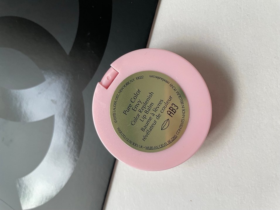 Estee lauder lip balm - Görsel 3