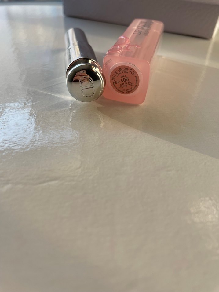 Bej Renkli Lip Glow Renk Canlandırıcı Balm - Görsel 3