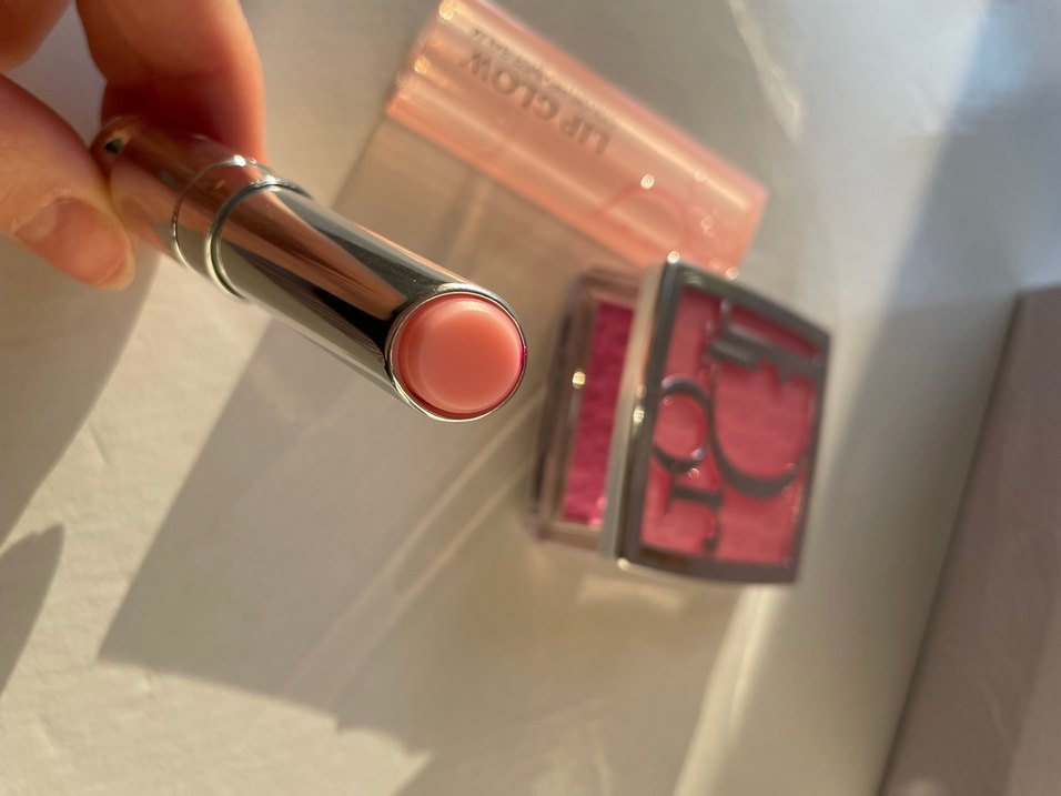 Bej Renkli Lip Glow Renk Canlandırıcı Balm - Görsel 2