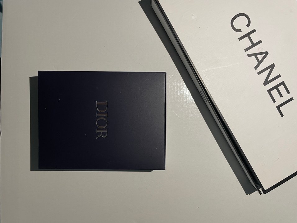 Bej Renkli GLOW Ruj - Görsel 2