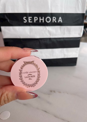 Estee lauder lip balm - Görsel 3