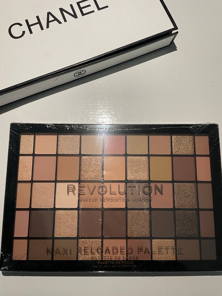 Makeup Revolution Maxi Reloaded Far Paleti - Görsel 2