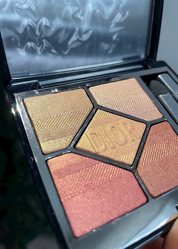 Dior Bej Tonlarda Göz Farı Paleti - Görsel 2