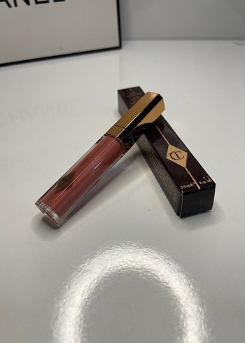 Charlotte tilbury gloss - Görsel 2