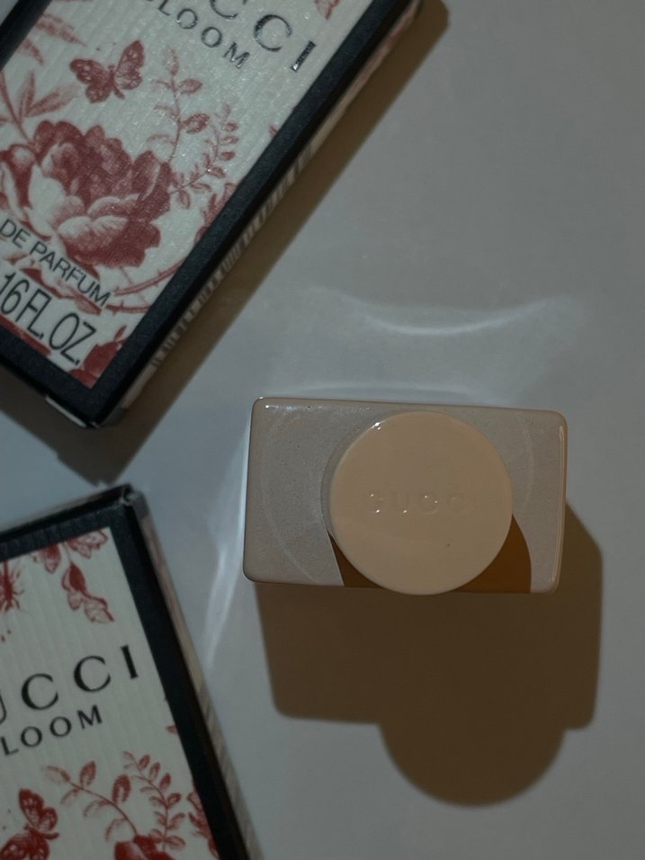 Gucci Bloom Kadın Parfümü 5ml - Görsel 2