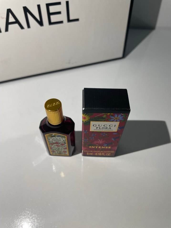 Gucci Flora Intense Kadın Parfümü 5 ml - Görsel 2