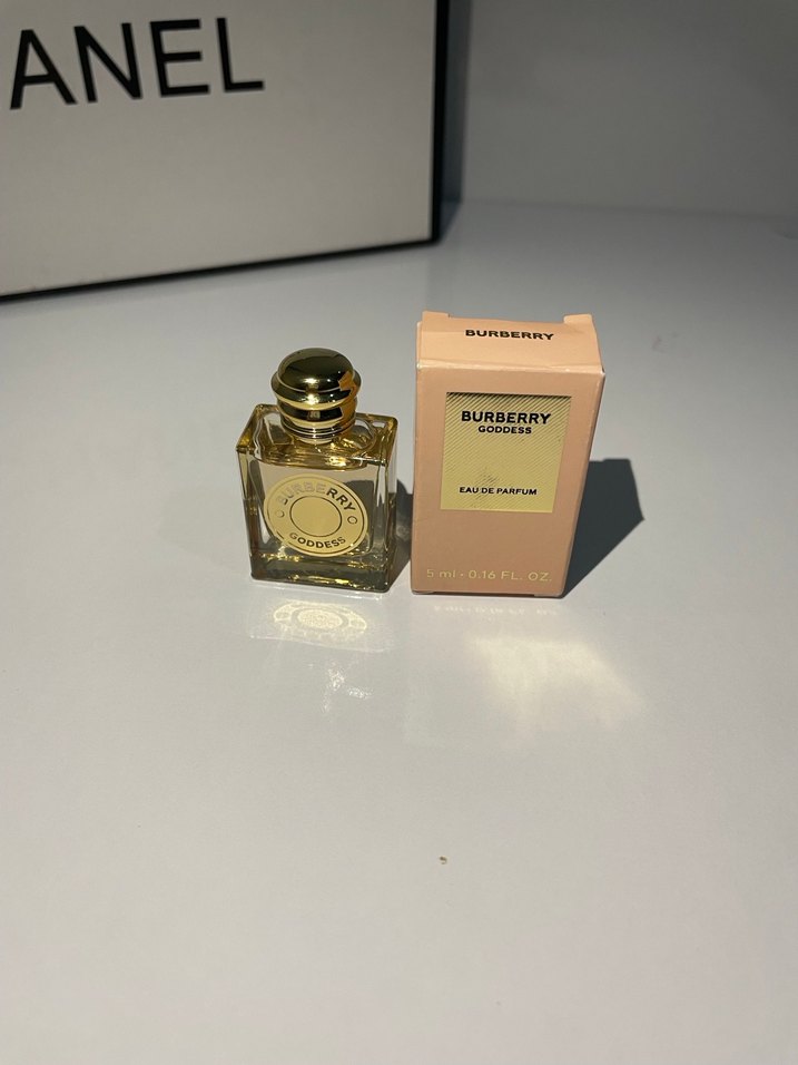 Burberry Kadın Parfümü Mini Boy - Görsel 2