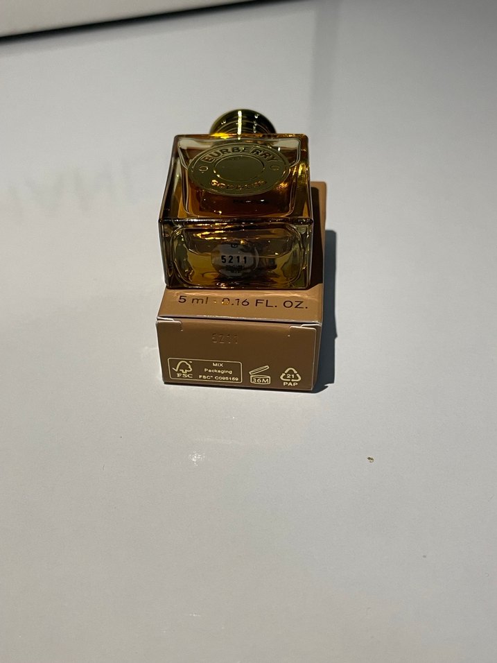 Burberry Kadın Parfümü 5 ml - Görsel 2