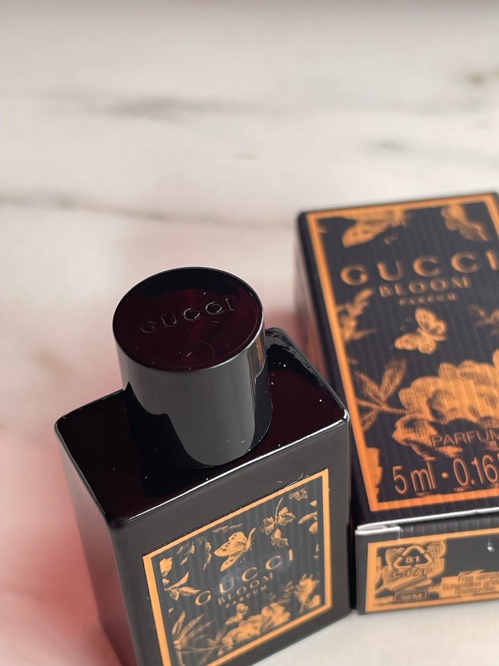 Gucci Bloom Kadın Parfümü 5ml - Görsel 2