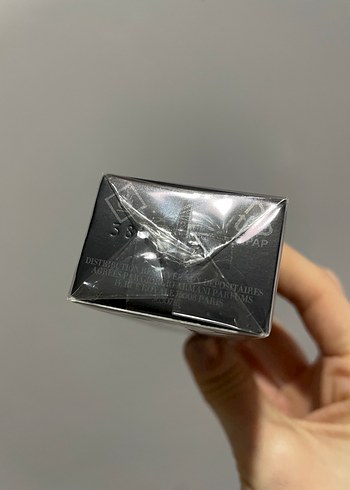 Giorgio Armani Code Parfüm Erkek - Görsel 3