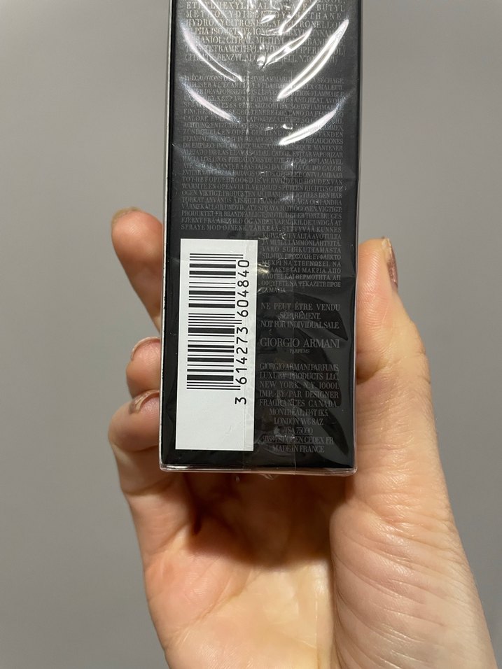 Giorgio Armani Code Parfüm Erkek - Görsel 2