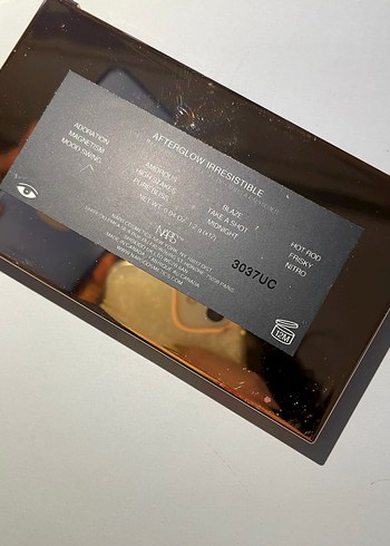 Bej Tonlarda Koyu Göz Farı Paleti - Görsel 3