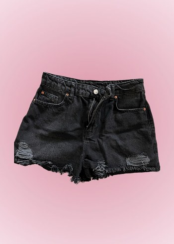 Siyah Yırtık Mini Denim Şort