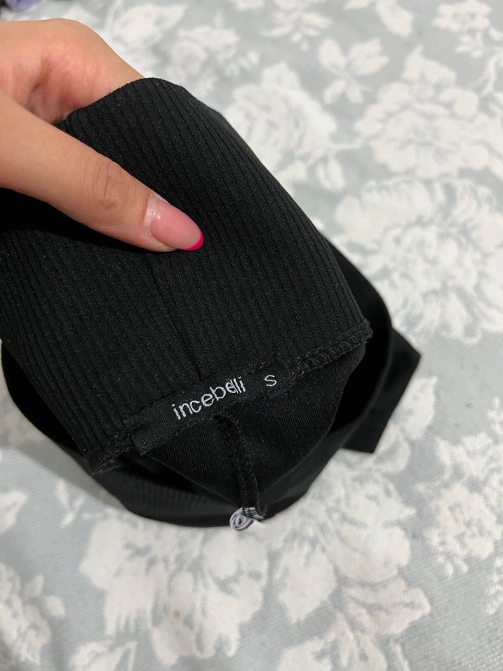 Siyah Elastik Belli Biker Şort - Görsel 3