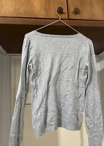 Gri V Yaka Uzun Kollu Kadın Keten Kazak - Görsel 2