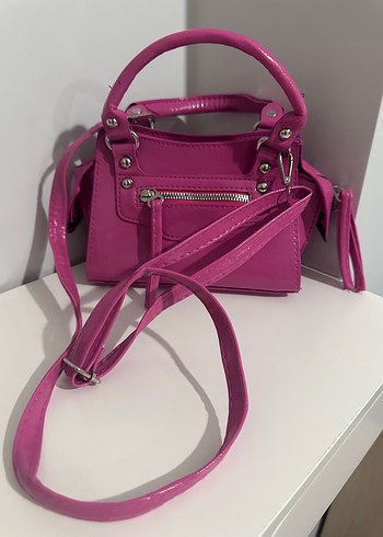 Pembe Deri görünümlü Fermuarlı Kadın Çanta