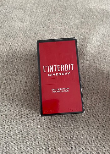 Givenchy L'Interdit Kadın Parfümü 50 ml