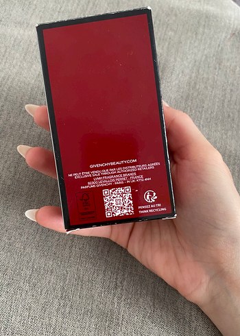 GIVENCHY Givenchy L'Interdit Kadın Parfümü 50 ml