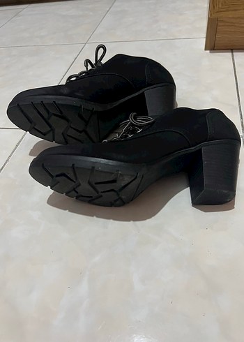 37 Beden siyah Renk Siyah Dolgu Topuklu Kadın Klasik Ayakkabı