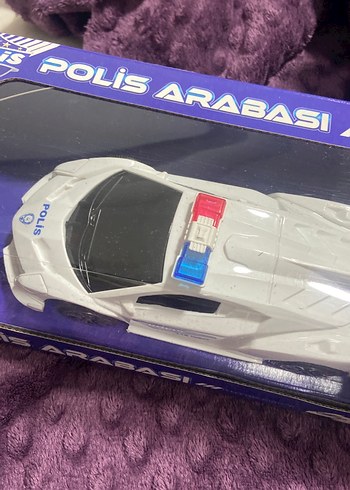 Beyaz Oyuncak Polis Arabası - Görsel 4