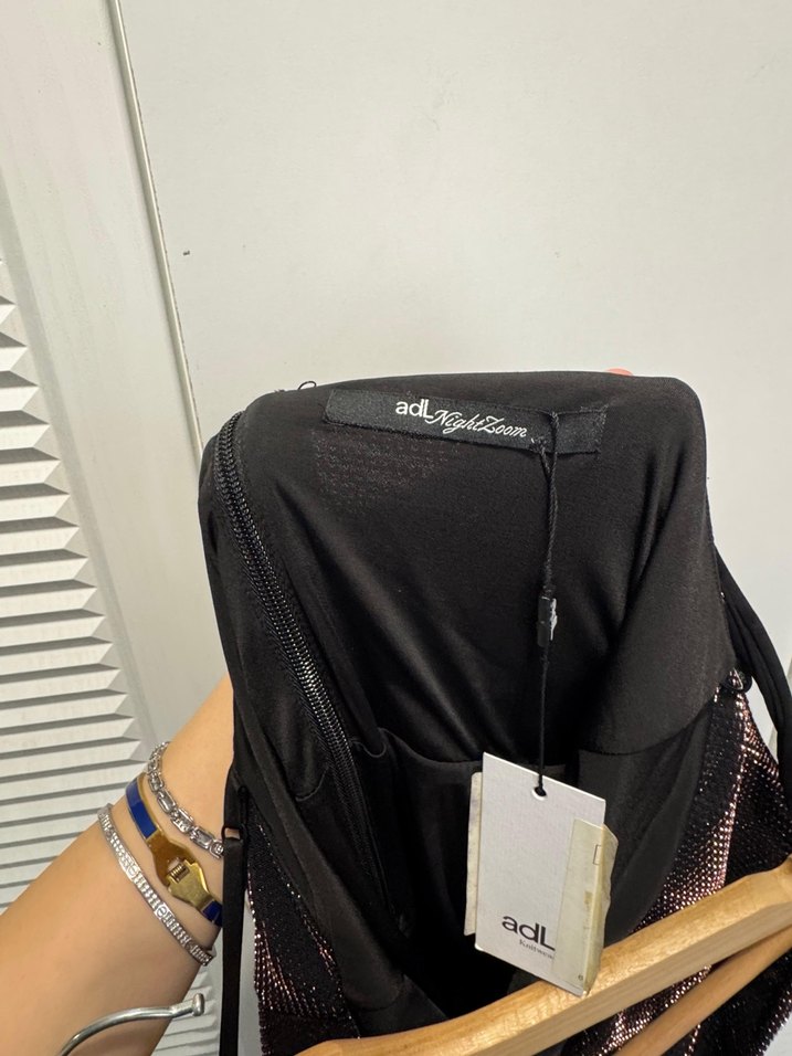 Siyah üzeri bakır pırıltılı  Uzun degaje yaka Gece Elbise - Görsel 3