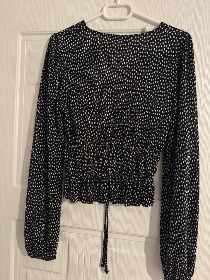 Uzun Kollu Siyah Puantiyeli Mini Bluz - Görsel 3