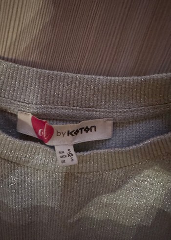 Kemer Detaylı Gri Tişört - Görsel 2