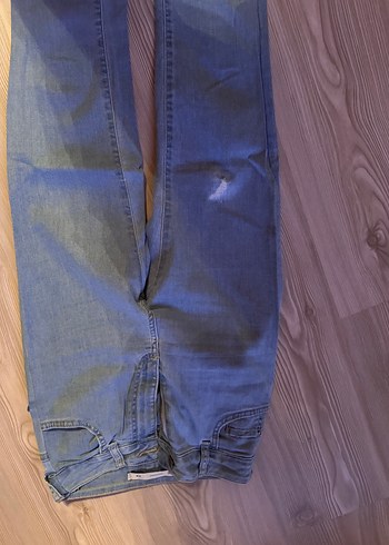 Kadın Mavi Kot Pantolon, Kemerli, Dar Kesim - Görsel 2