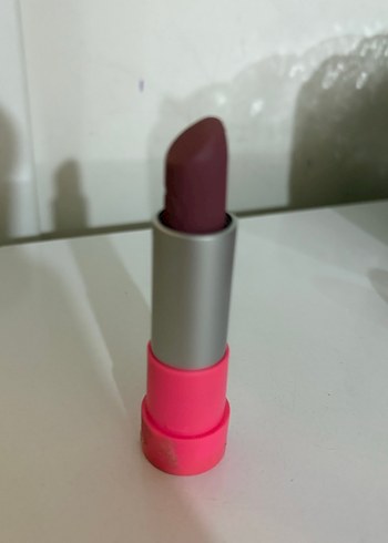 Essence Pudralı Mat Pembe Ruj - Görsel 4