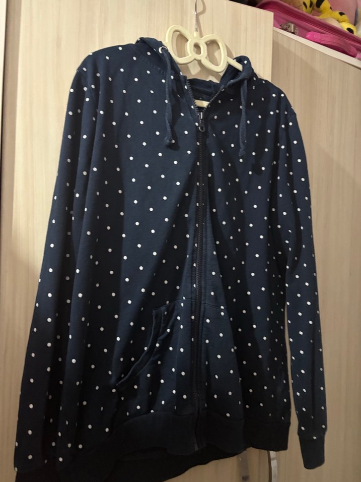 Lacivert Puantiyeli Kapüşonlu Kadın Mont - Görsel 3